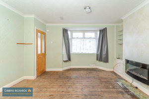 Living Room- click for photo gallery